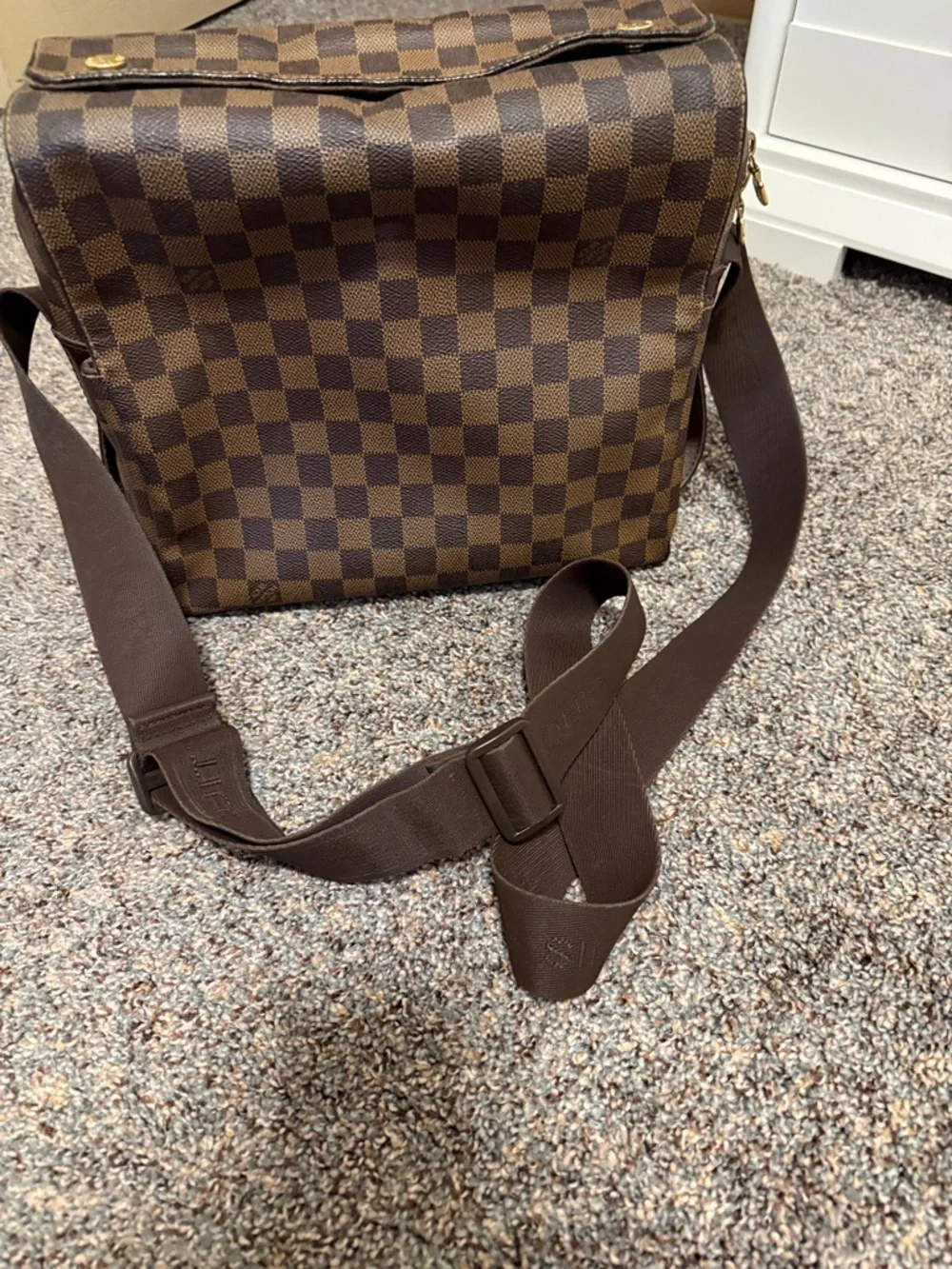 Louis Vuitton Brown Naviglio Damier Crossbody - Picture 7 of 8